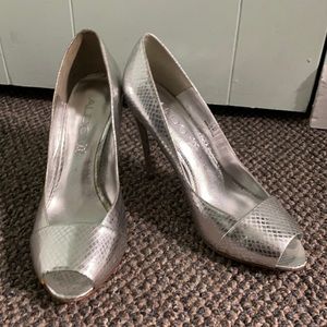 Never Worn Silver Pumps!
